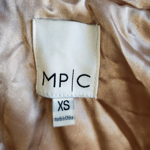 MinkPink Hooded Puffer Jacket Women XS Full Zip Long Sleeve Pockets Gold - Picture 8 of 15